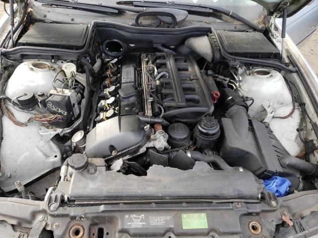 Photo 7 from auction – 2000 BMW 528 with VIN WBADM6347YGU10477