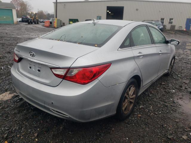Photo 4 from auction – 2012 HYUNDAI SONATA GLS with VIN 5NPEB4AC2CH445010