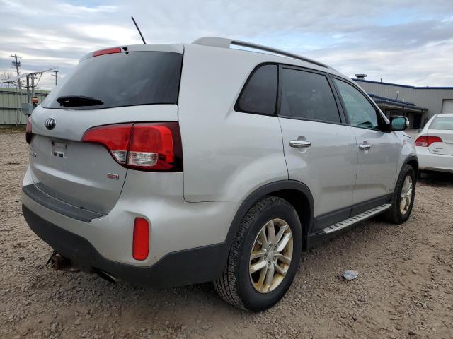Photo 4 from auction – 2015 KIA SORENTO LX with VIN 5XYKTDA74FG584196