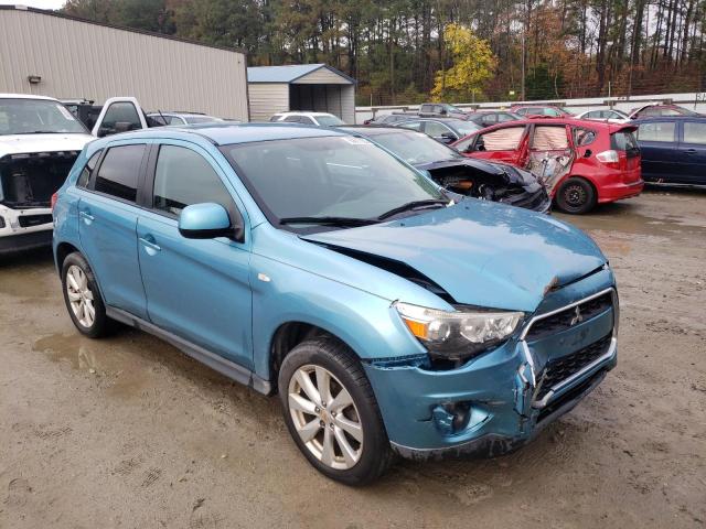 MITSUBISHI OUTLANDER 2013 with VIN 4A4AR3AU2DE016120 - Photo from auction
