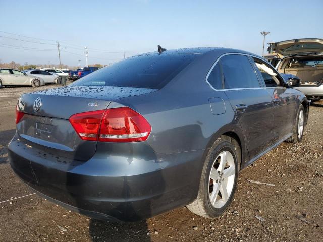 Photo 4 from auction – 2015 VOLKSWAGEN PASSAT S with VIN 1VWAT7A3XFC099542