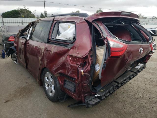 Photo 3 from auction – 2018 TOYOTA SIENNA LE with VIN 5TDKZ3DC9JS927260