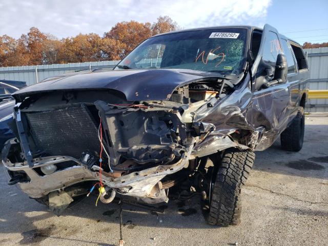 Photo 2 from auction – 2001 FORD EXCURSION with VIN 1FMSU41F31EB10225