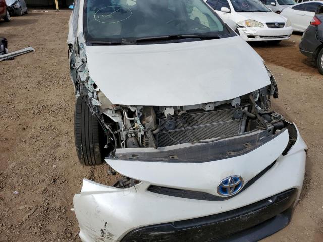Photo 9 from auction – 2017 TOYOTA PRIUS V with VIN JTDZN3EU6HJ063311
