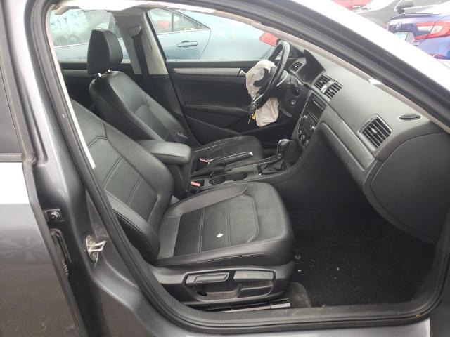 Photo 5 from auction – 2015 VOLKSWAGEN PASSAT S with VIN 1VWAS7A38FC043554