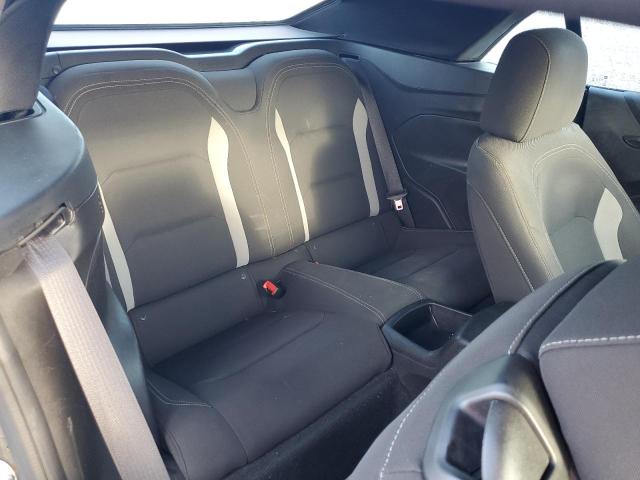 Photo 6 from auction – 2018 CHEVROLET CAMARO LT with VIN 1G1FB3DS3J0156559