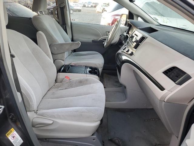 Photo 5 from auction – 2011 TOYOTA SIENNA LE with VIN 5TDKK3DC7BS019752