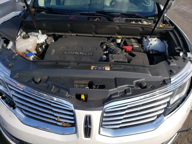 Photo 7 from auction – 2017 LINCOLN MKX RESERV with VIN 2LMPJ8LRXHBL48676