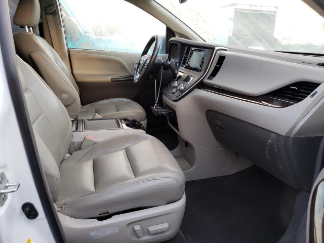 Photo 5 from auction – 2018 TOYOTA SIENNA XLE with VIN 5TDYZ3DC6JS930160