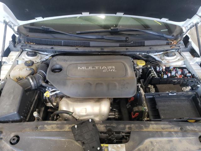 Photo 7 from auction – 2015 CHRYSLER 200 LIMITE with VIN 1C3CCCAB8FN599610