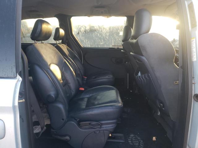 Photo 6 from auction – 2001 CHRYSLER TOWN & COU with VIN 2C8GP64L41R110136