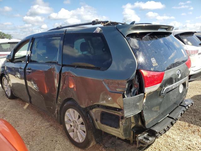 Photo 3 from auction – 2011 TOYOTA SIENNA XLE with VIN 5TDYK3DC8BS131017