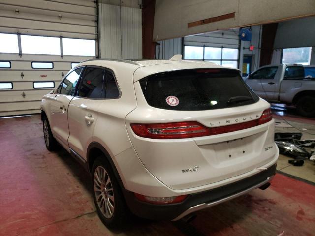 Photo 3 from auction – 2017 LINCOLN MKC RESERV with VIN 5LMCJ3D97HUL11667