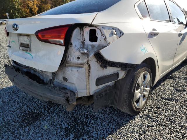 Photo 9 from auction – 2017 KIA FORTE LX with VIN 3KPFK4A77HE101370