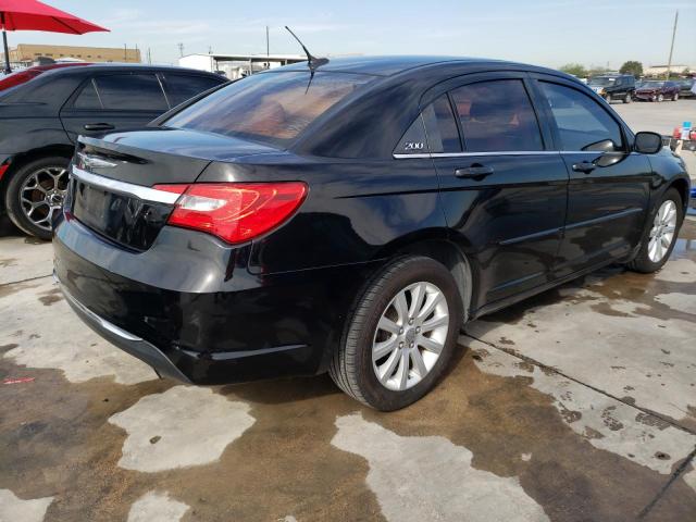 Photo 3 from auction – 2013 CHRYSLER 200 TOURIN with VIN 1C3CCBBB1DN678901