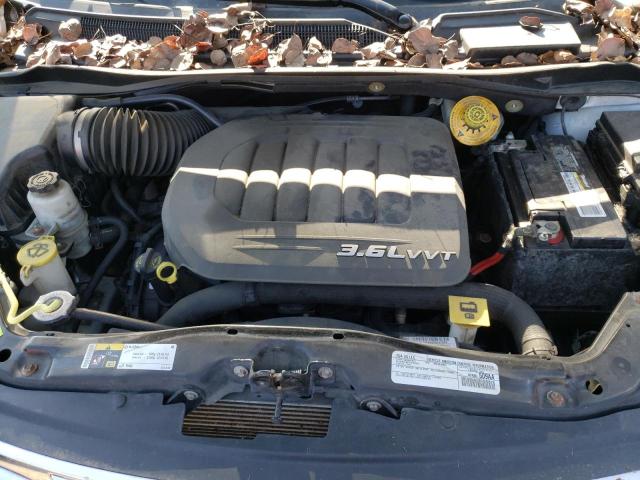 Photo 7 from auction – 2016 CHRYSLER TOWN & COU with VIN 2C4RC1BG0GR230524