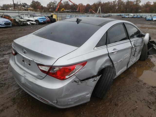 Photo 4 from auction – 2012 HYUNDAI SONATA SE with VIN 5NPEC4AC2CH410240