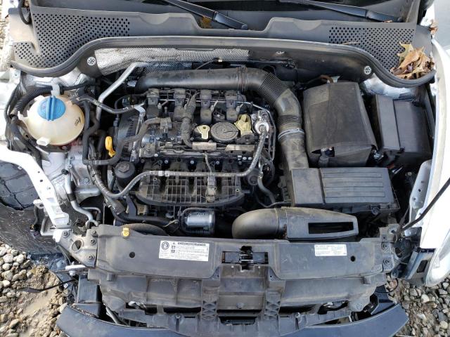 Photo 7 from auction – 2016 VOLKSWAGEN BEETLE SE with VIN 3VWJ07AT2GM614719