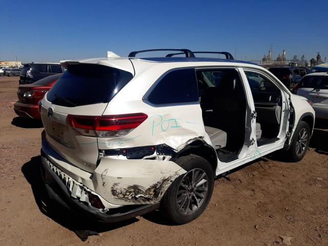 Photo 4 from auction – 2019 TOYOTA HIGHLANDER with VIN 5TDKZRFH9KS563676