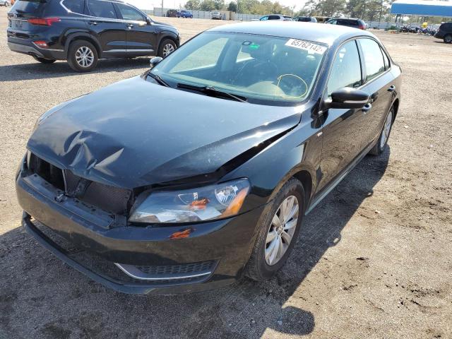 Photo 2 from auction – 2015 VOLKSWAGEN PASSAT S with VIN 1VWAT7A31FC034174