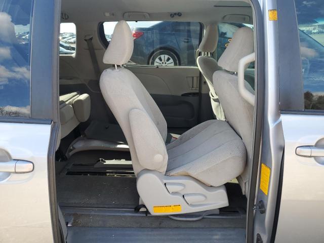 Photo 6 from auction – 2012 TOYOTA SIENNA LE with VIN 5TDKK3DC1CS244539
