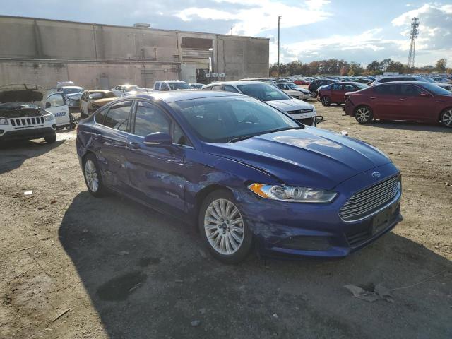 FORD FUSION SE 2015 with VIN 3FA6P0LU4FR146775 - Photo from auction