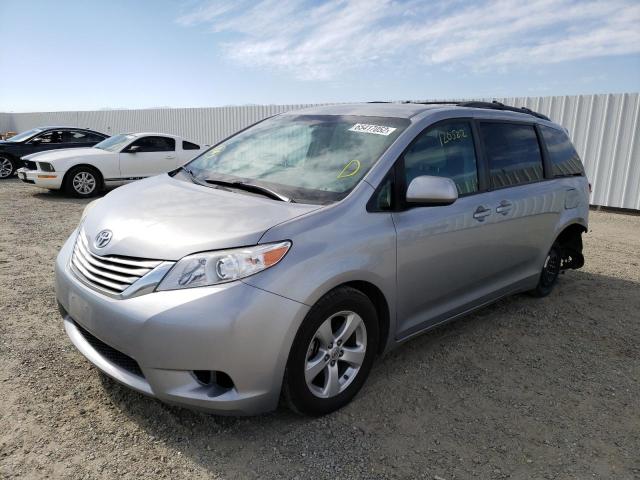 Photo 2 from auction – 2017 TOYOTA SIENNA LE with VIN 5TDKZ3DC5HS828302