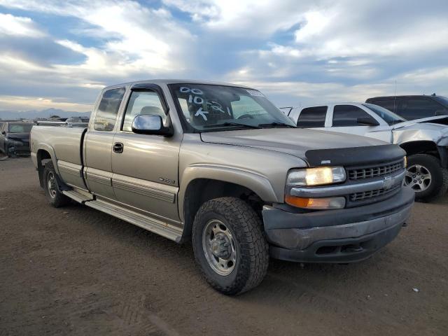 CHEVROLET SILVERADO 2000 with VIN 1GCGK29U8YE194365 - Photo from auction