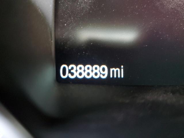 Photo 8 from auction – 2018 FORD ESCAPE SE with VIN 1FMCU9GD0JUC99011