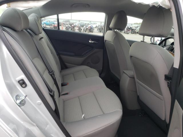 Photo 6 from auction – 2016 KIA FORTE LX with VIN KNAFX4A69G5522703