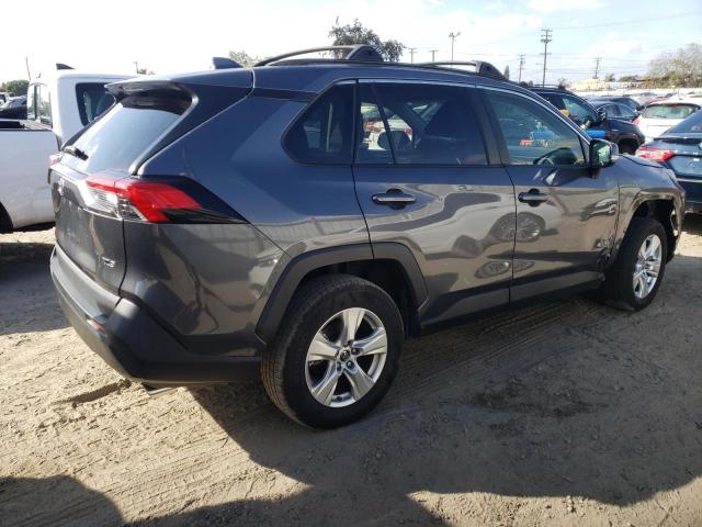 Photo 4 from auction – 2019 TOYOTA RAV4 XLE with VIN JTMW1RFV5KD005561