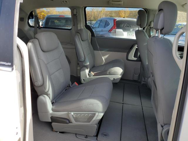 Photo 6 from auction – 2010 CHRYSLER TOWN & COU with VIN 2A4RR5D15AR461340