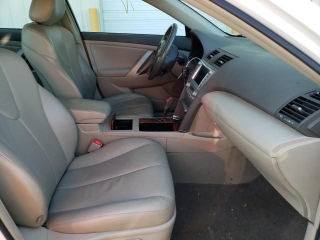 Photo 5 from auction – 2011 TOYOTA CAMRY HYBR with VIN 4T1BB3EK5BU139806