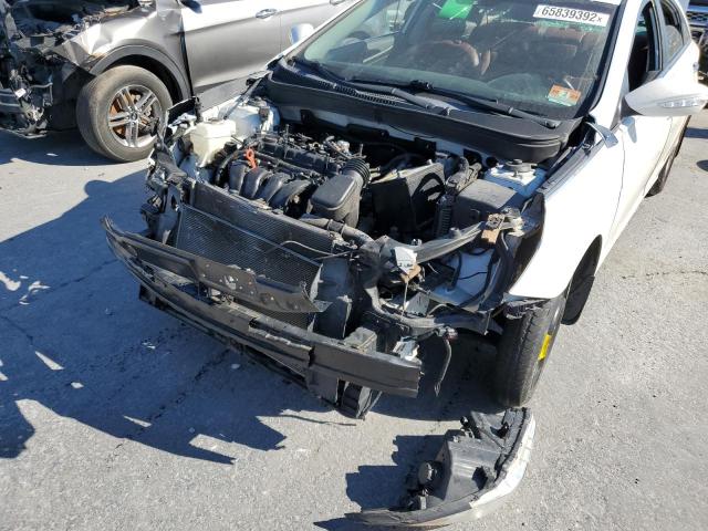 Photo 9 from auction – 2011 HYUNDAI SONATA SE with VIN 5NPEC4AC1BH132929