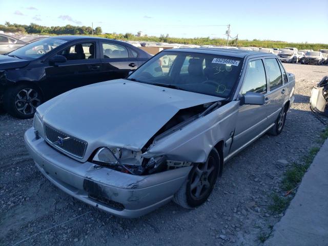 Photo 2 from auction – 1999 VOLVO S70 with VIN YV1LS55AXX1600626