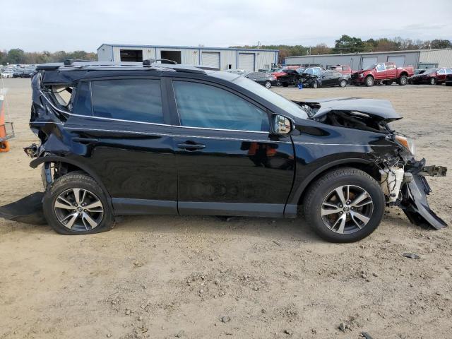 Photo 9 from auction – 2017 TOYOTA RAV4 XLE with VIN 2T3RFREV1HW648369