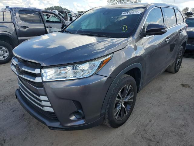 Photo 2 from auction – 2018 TOYOTA HIGHLANDER with VIN 5TDZARFHXJS040798