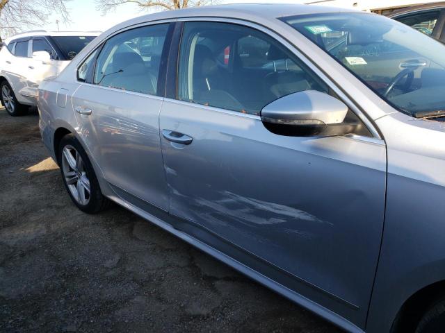 Photo 9 from auction – 2012 VOLKSWAGEN PASSAT SEL with VIN 1VWCM7A31CC074790