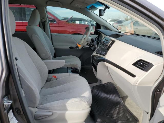 Photo 5 from auction – 2011 TOYOTA SIENNA LE with VIN 5TDJK3DC6BS021021