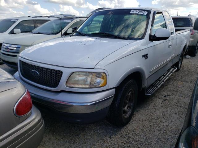 Photo 2 from auction – 2000 FORD F150 with VIN 1FTRX17W8YNB92818