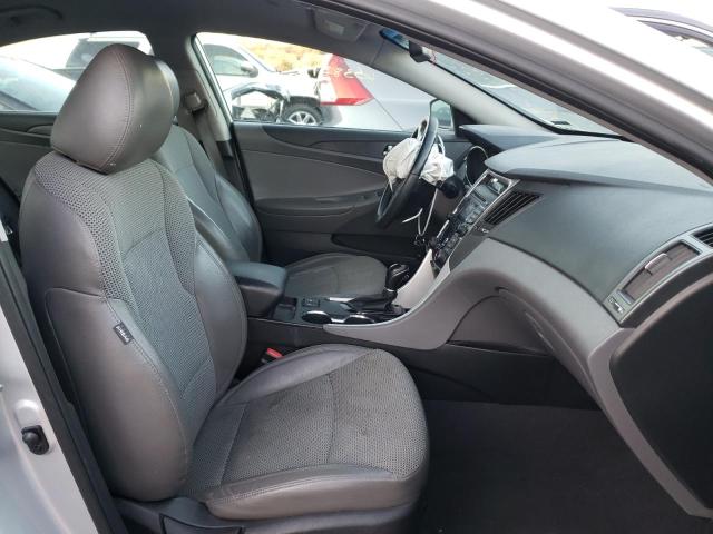 Photo 5 from auction – 2013 HYUNDAI SONATA SE with VIN 5NPEC4AC3DH585372