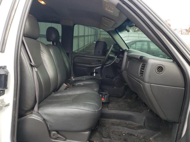 Photo 5 from auction – 2004 CHEVROLET SILVERADO with VIN 1GCJC39U04E305395
