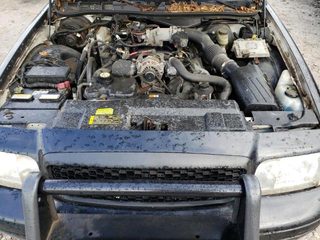 Photo 7 from auction – 2006 FORD CROWN VICT with VIN 2FAFP71W16X118706