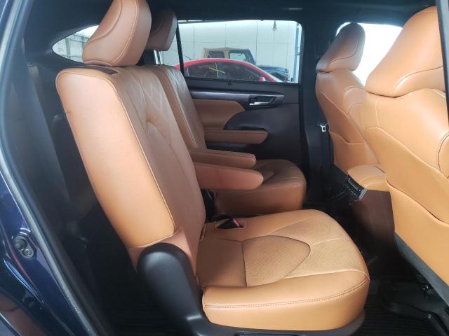 Photo 11 from auction – 2021 TOYOTA HIGHLANDER with VIN 5TDFZRBH5MS107832