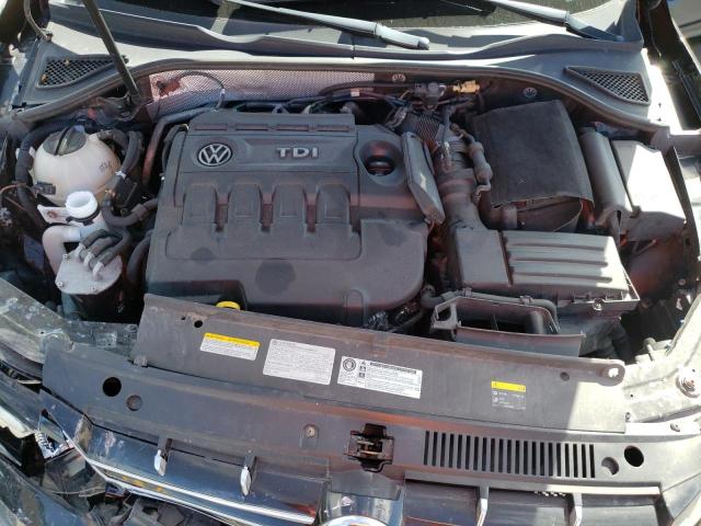 Photo 7 from auction – 2015 VOLKSWAGEN PASSAT SE with VIN 1VWBV7A38FC097173
