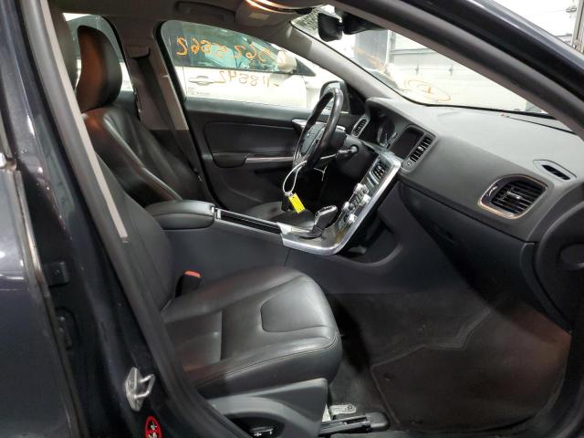 Photo 5 from auction – 2015 VOLVO V60 PREMIE with VIN YV140MEK4F1261731