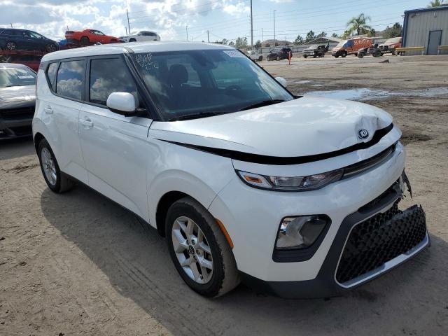 KIA SOUL LX 2020 with VIN KNDJ23AUXL7724873 - Photo from auction