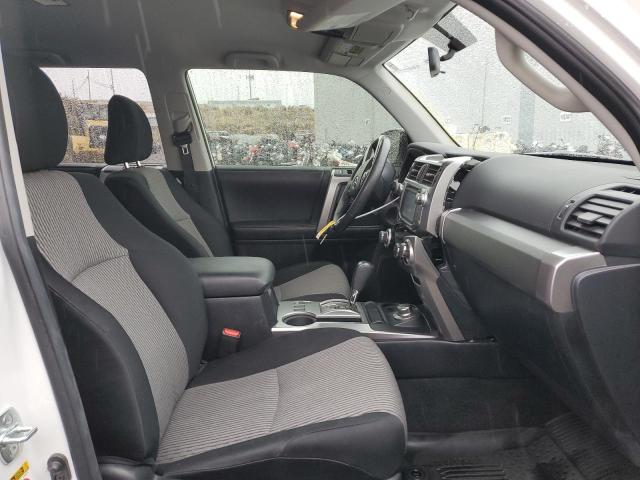 Photo 5 from auction – 2018 TOYOTA 4RUNNER SR with VIN JTEBU5JR5J5567067