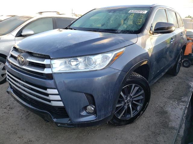 Photo 2 from auction – 2018 TOYOTA HIGHLANDER with VIN 5TDKZRFH6JS236604