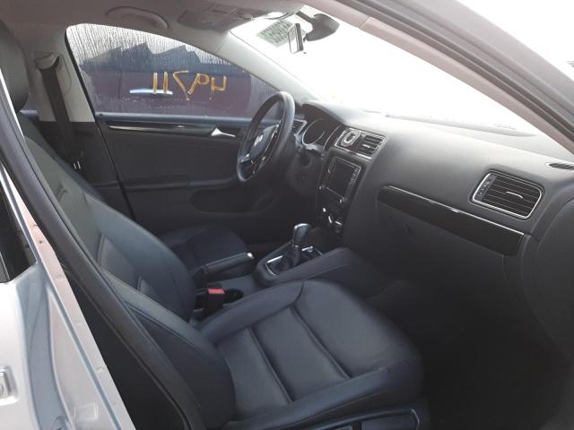 Photo 5 from auction – 2016 VOLKSWAGEN JETTA SEL with VIN 3VWL17AJ9GM204665